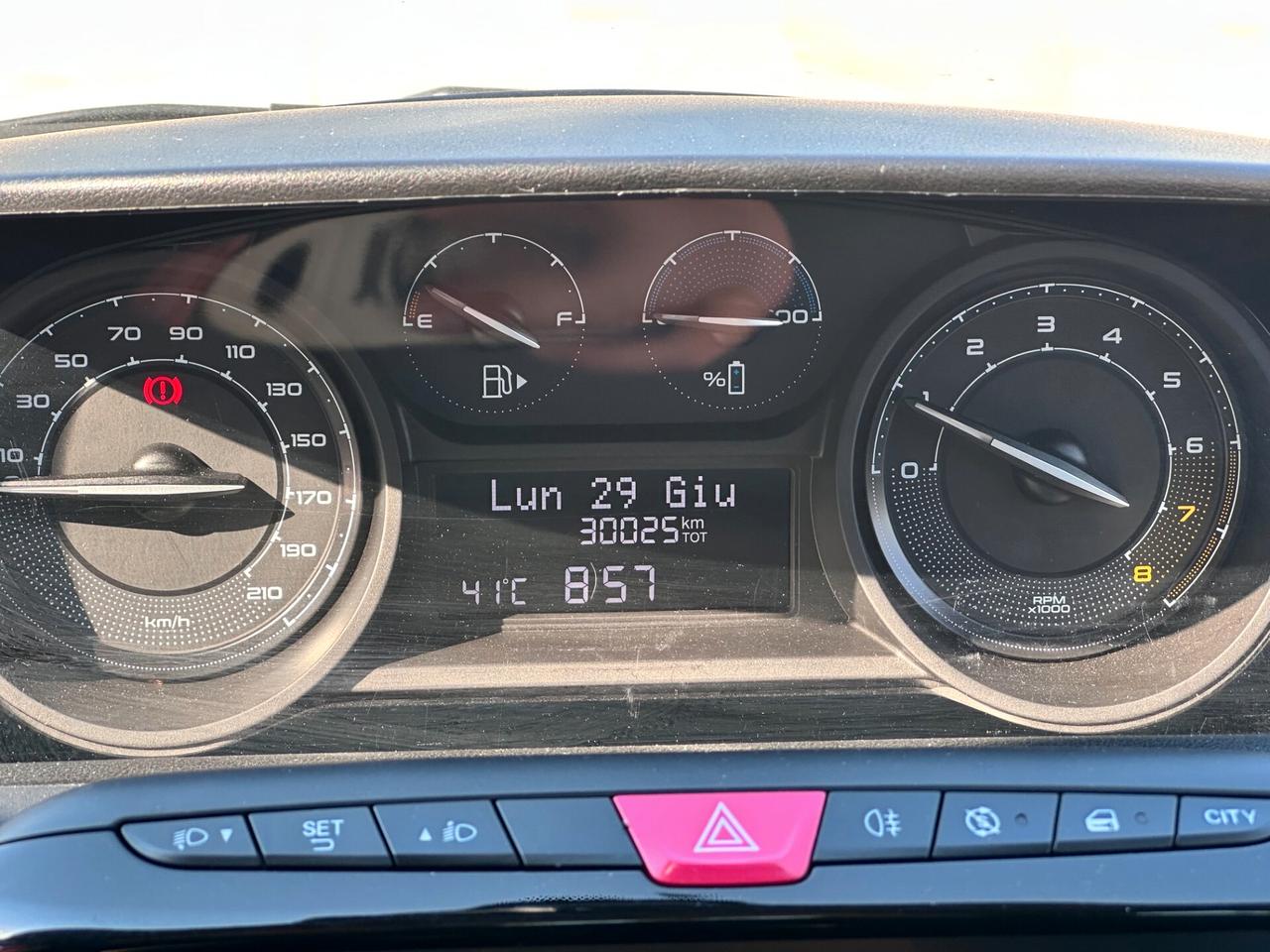 Lancia Ypsilon 1.0 FireFly 5 porte S&S Hybrid Gold