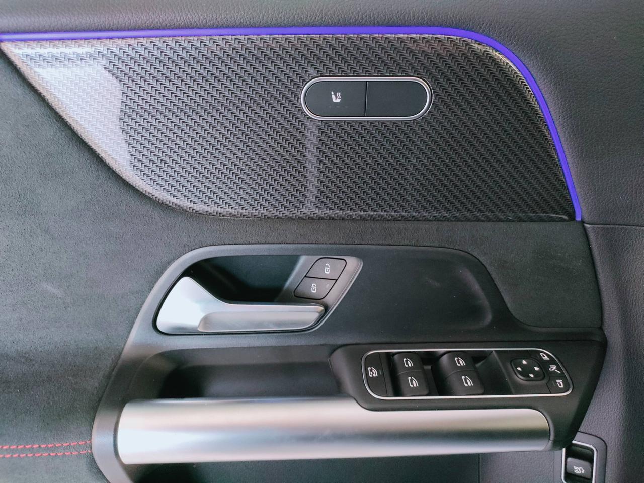 Mercedes-Benz Classe B - W247 2023 - B 180 d AMG Line Advanced Plus auto