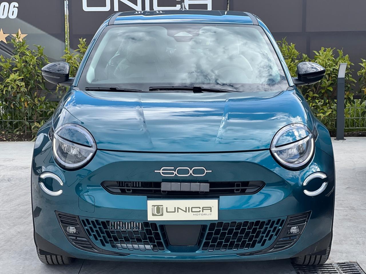 Fiat 600 HYBRID 1.2 110 CV DCT MHEV ICON PROMO FINANZIAMENTO