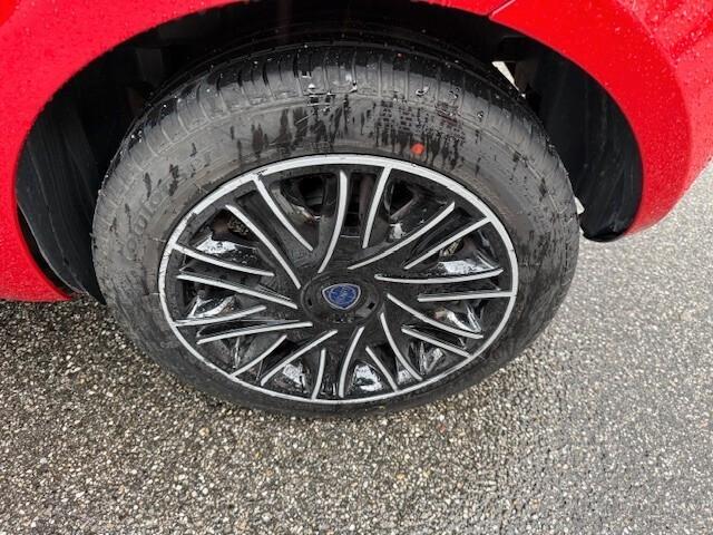 Lancia Ypsilon 1.0 FireFly 5 porte S&S Hybrid Ecochic Gold