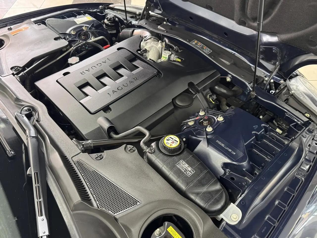 Jaguar XK 4.2 V8 Convertibile