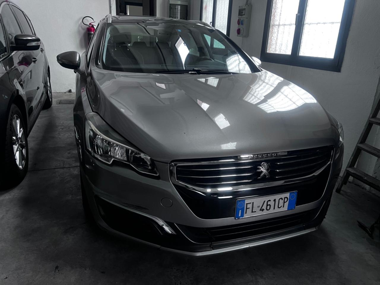 Peugeot 508 BlueHDi 120 EAT6 S&S SW Allure