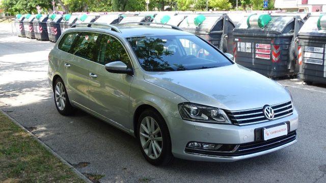 VOLKSWAGEN Passat Var. 2.0 TDI 140 cv, DSG High. BM.Tech., Garanzia.