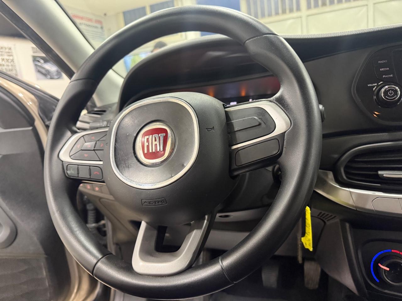 Fiat Tipo 1.4 gpl 2017 lounge