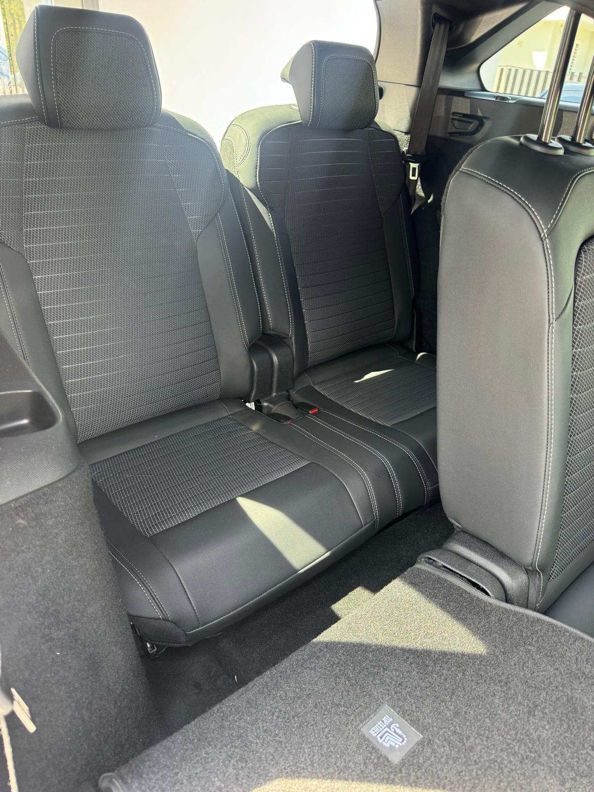 Peugeot 5008 Hybrid 145 e-DCS6 GT