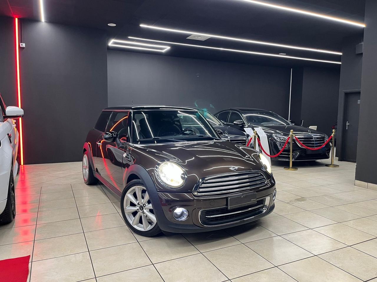 Mini 1.6 16V Cooper 50 MayFair (90kw)