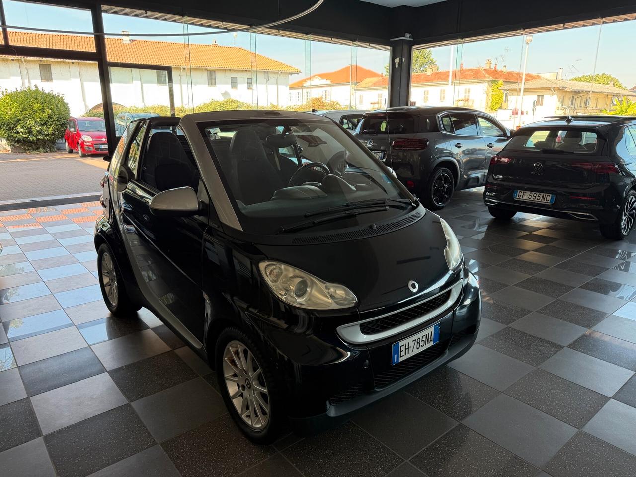 Smart ForTwo 1000 52 kW MHD Cabrio passion(52 KW)