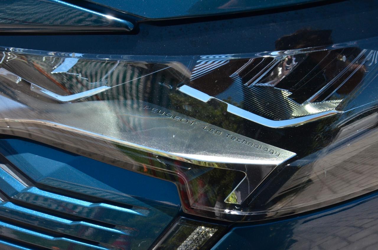 Peugeot 3008 BlueHDi 130 S&S Allure