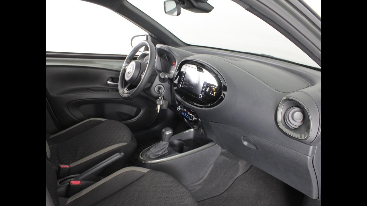 TOYOTA Aygo X - Aygo X 1.0 Trend 72cv