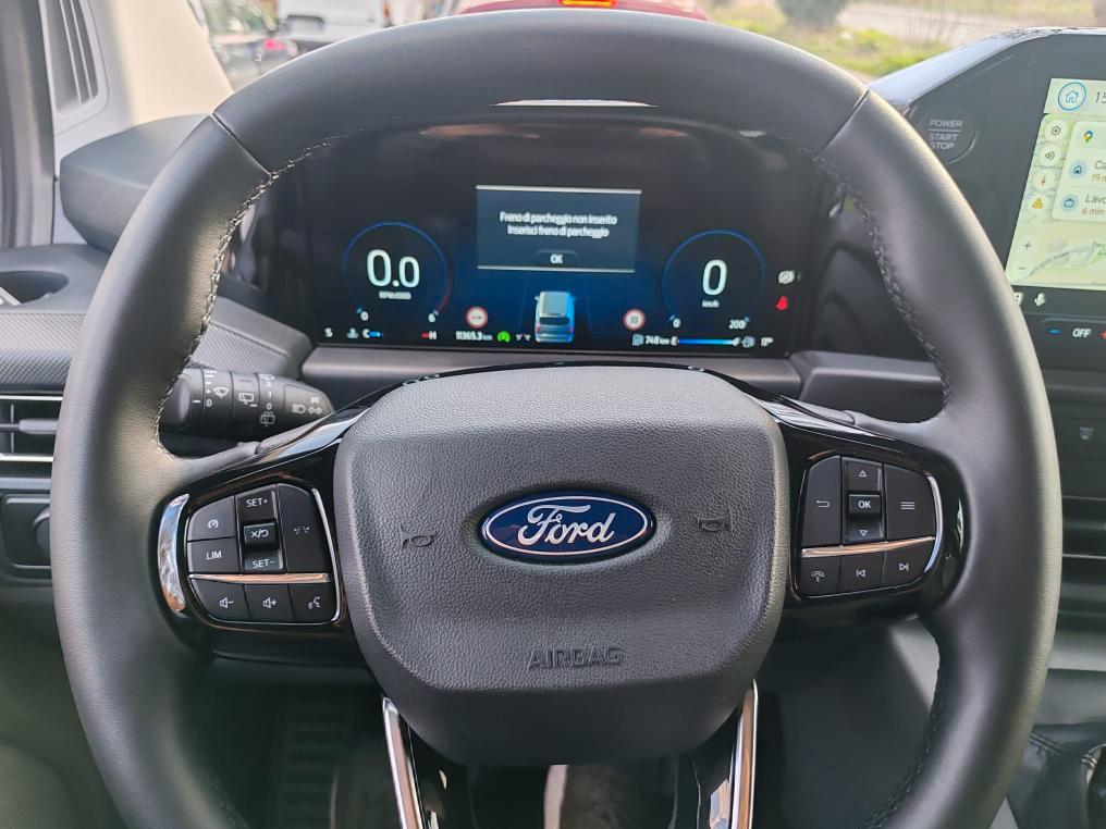 FORD Transit Custom V710 320 2.0 ecoblue 150cv combi M1 Titanium L1H1