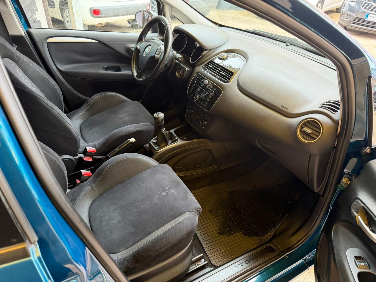 Fiat Grande Punto 1.3cc m.jet 12 mesi garanzia-2014