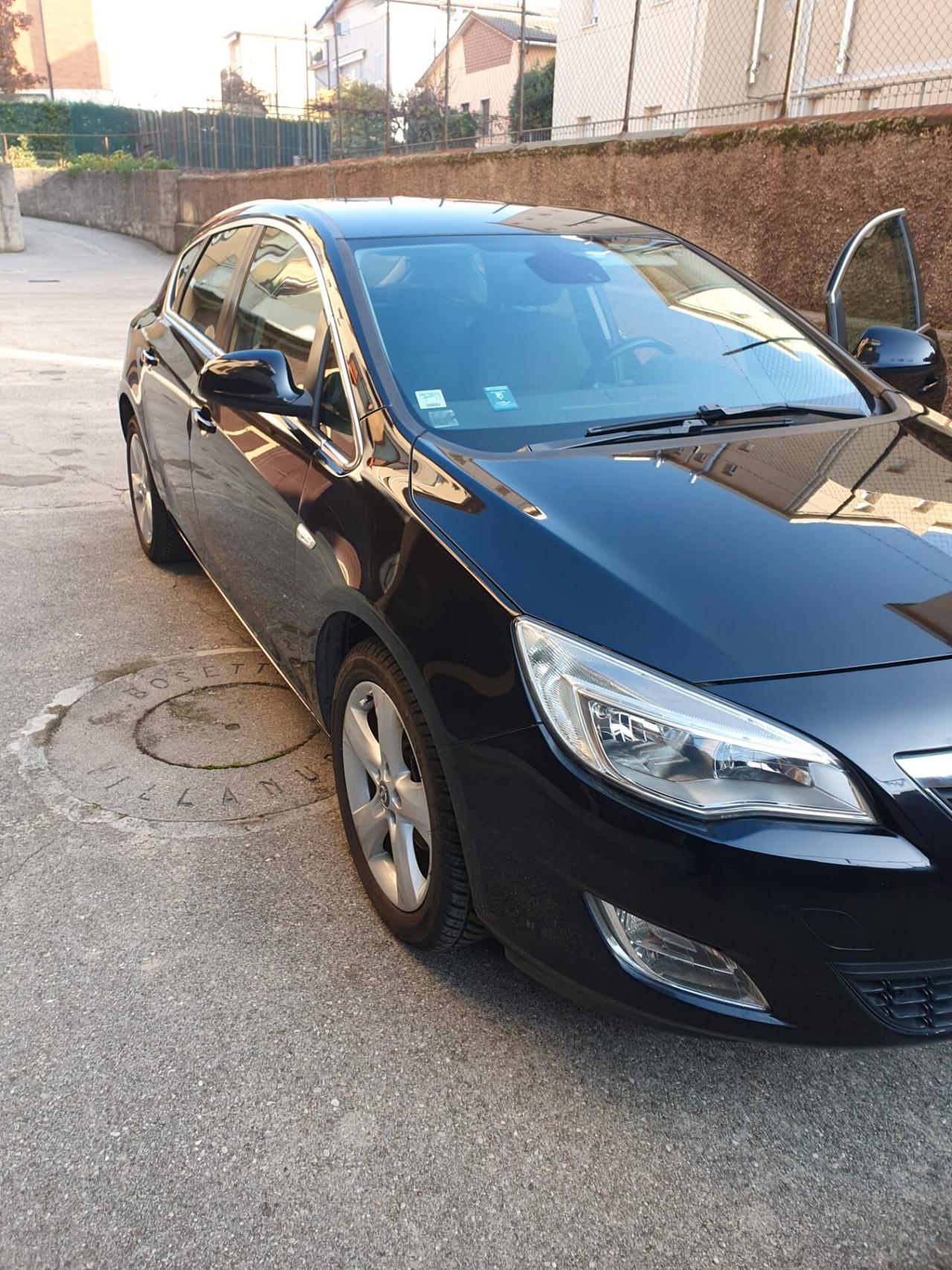 Opel Astra 1.4 100CV 5 porte Elective