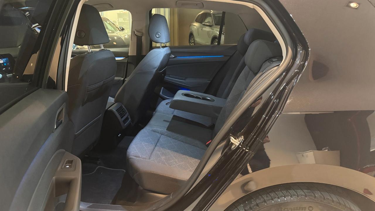 VOLKSWAGEN GOLF 8 2.0D 116CV - 2022