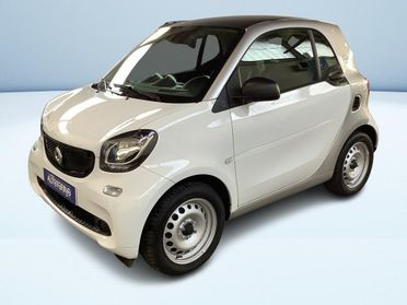 Smart fortwo coupe EQ Pureblack