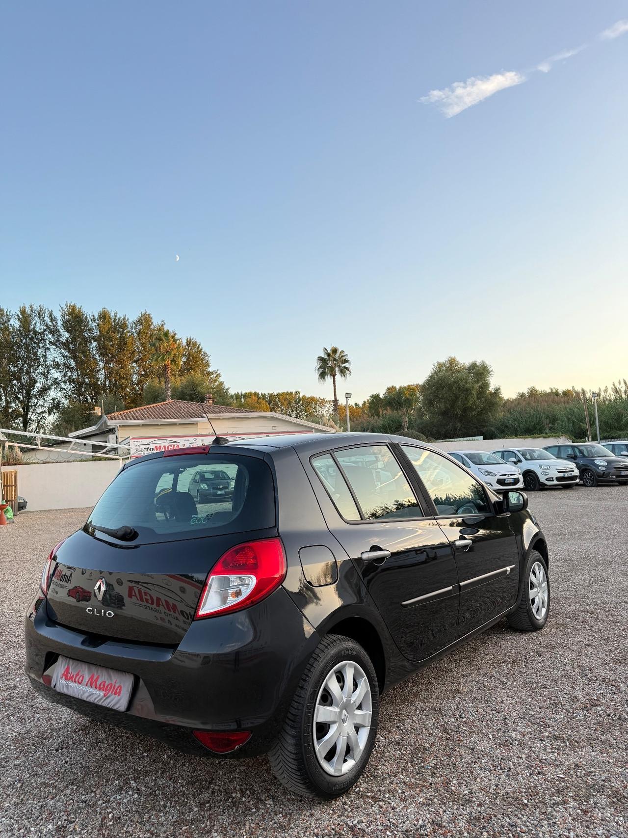 Renault Clio 1.2 16V 5 porte Live!