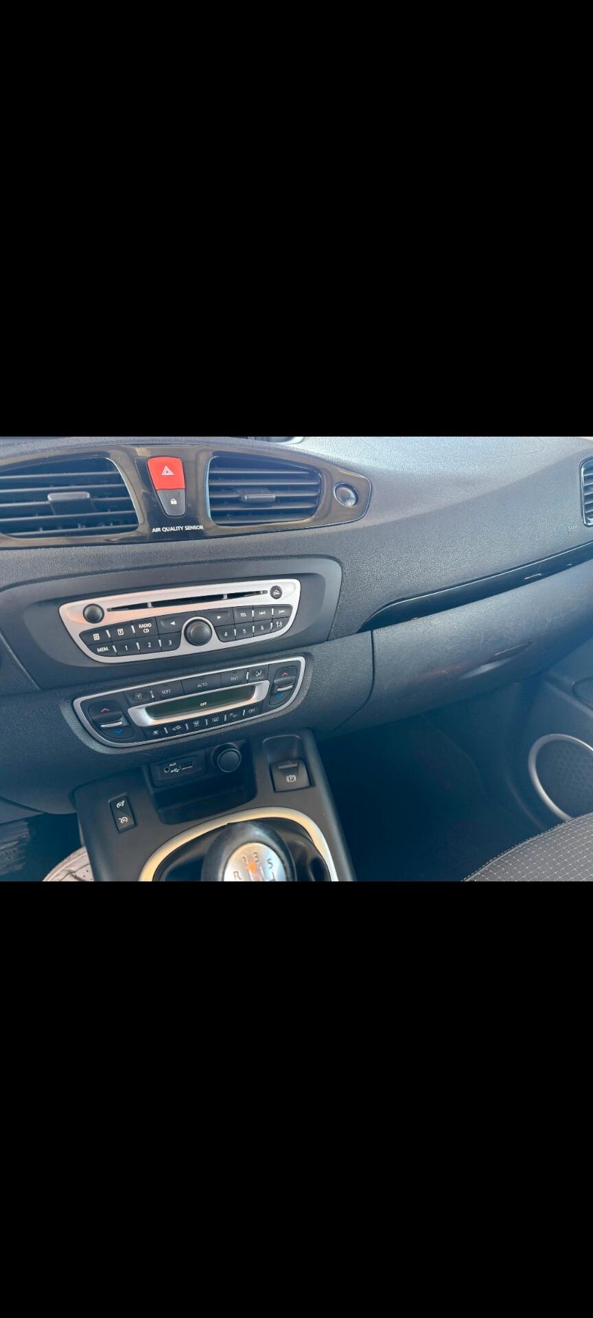 Renault Scenic xmod 1.6 diesel 2012