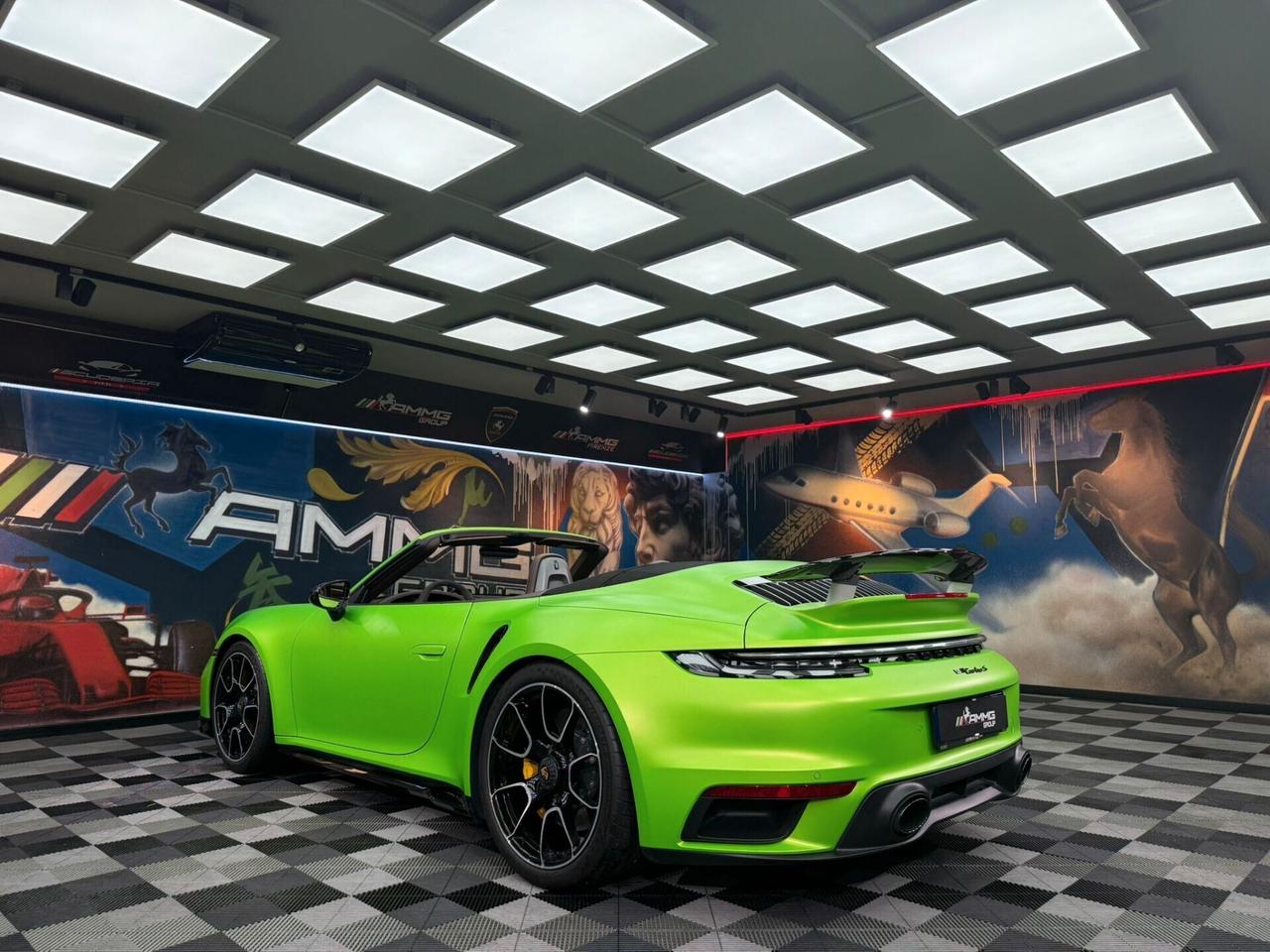 Porsche 911 Turbo S Cabriolet (925) Auto Pellicolata verde