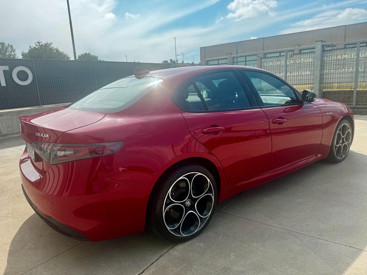 Alfa Romeo Giulia 2.2 Turbodiesel 210 CV AT8 AWD Q4 Veloce