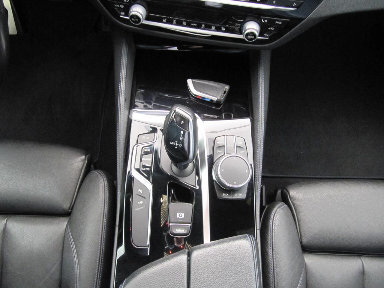 Bmw 520d xDrive Touring Msport - AUTOM + TETTO