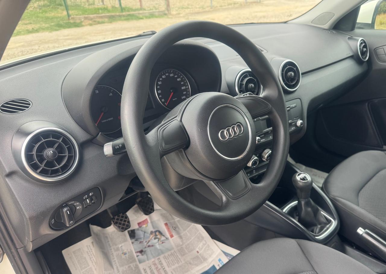 Audi A1 1.6 Diesel 90Cv 2013