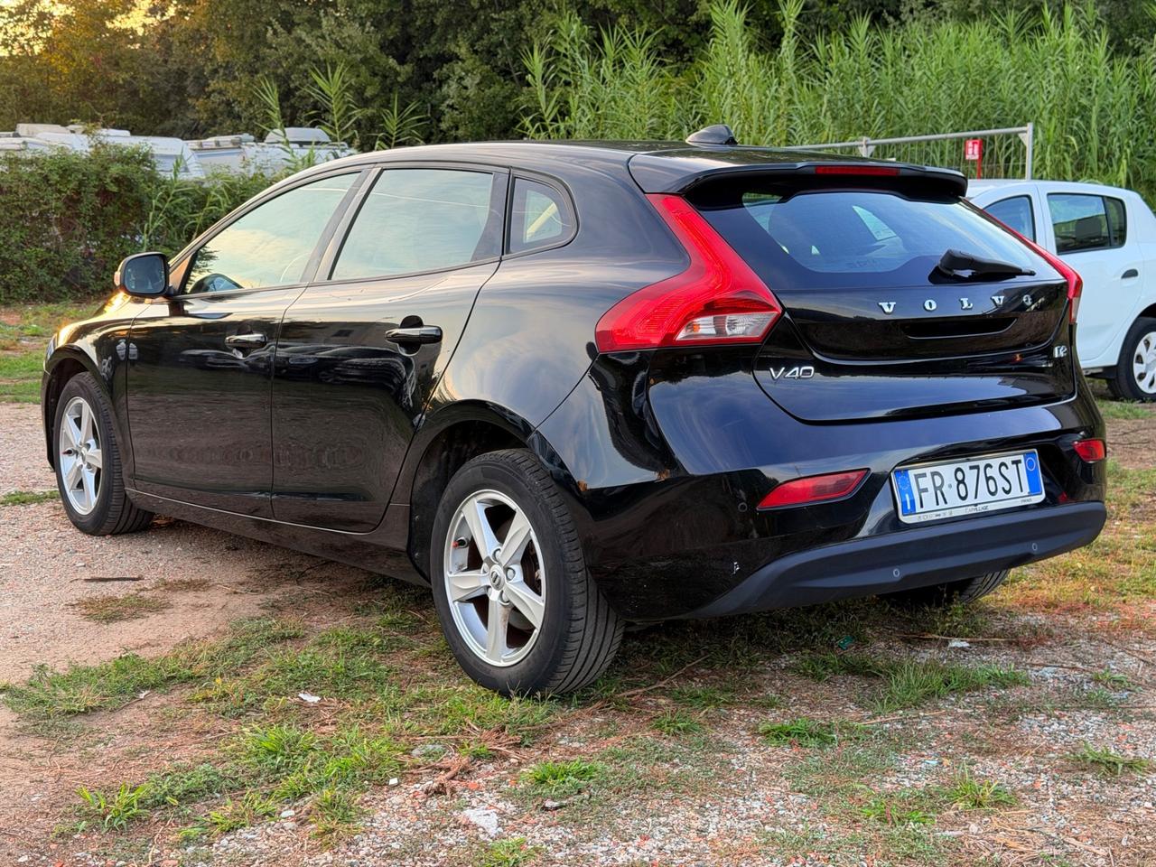 Volvo V40 D2 Inscripción 2.0 120cv 2018 MOTORE NUOVO