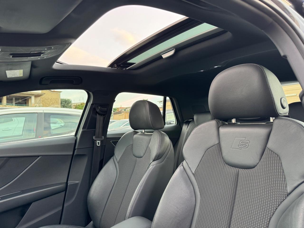 Audi Q2 30 TDI 116CV S tronic S-line Edition COCKPIT tetto