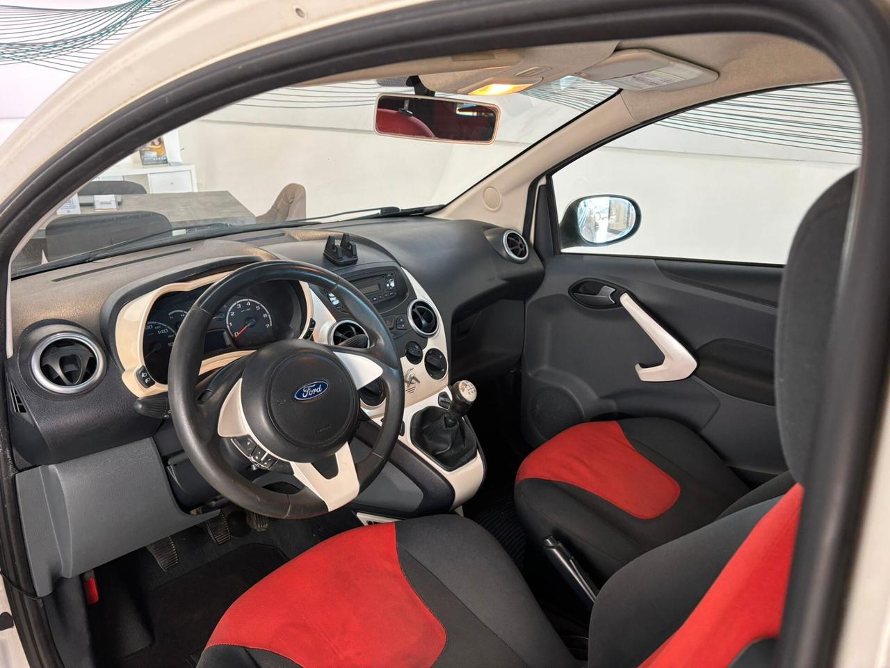 Ford Ka 1.3 TDCi 75CV Titanium