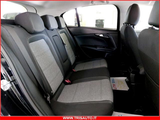 FIAT Tipo 1.6 MJT S&S Cross IVATA (FULL LED+NAVI)