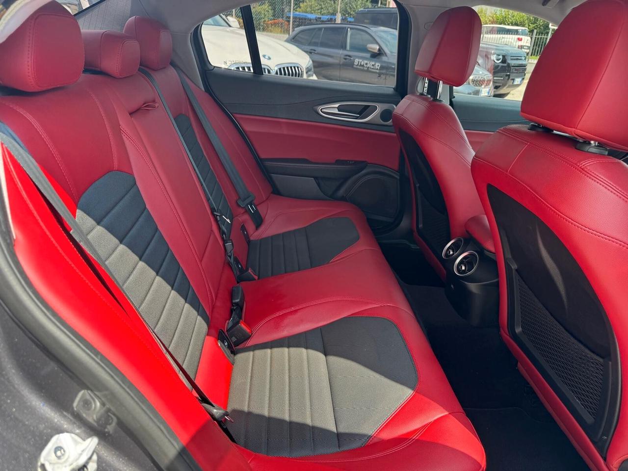 Alfa Romeo Giulia 2.2 Turbodiesel 190 CV AT8 B-Tech