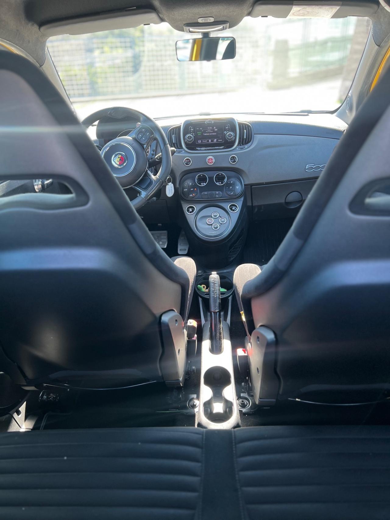 Abarth 595 1.4 Turbo T-Jet 180 CV Competizione