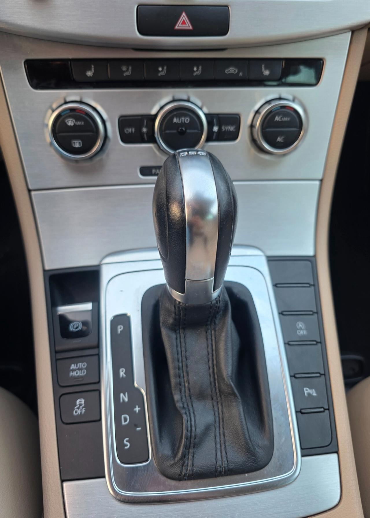 Volkswagen Passat Var 2.0 TDI 170CV DSG euro5B