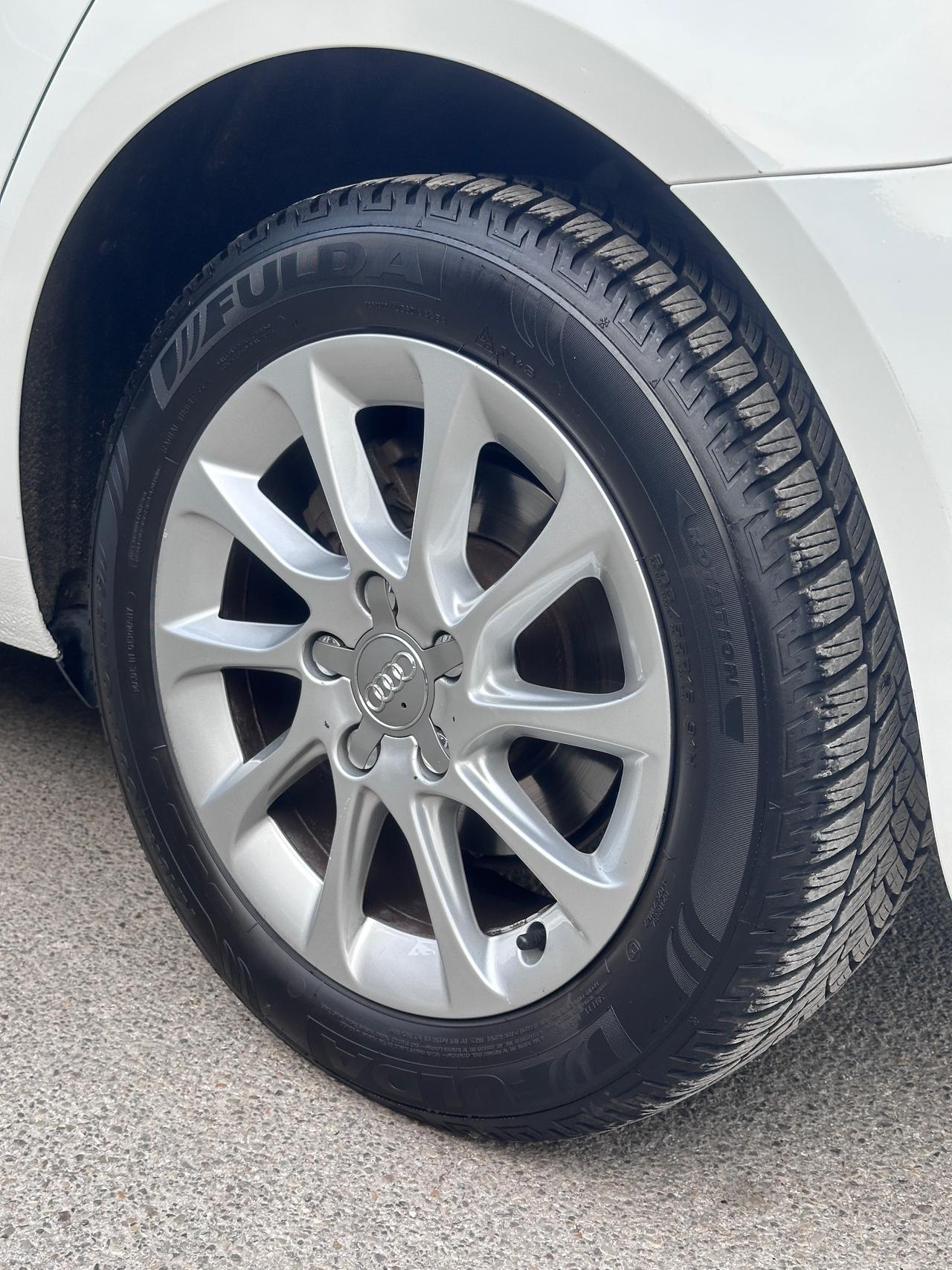 Audi A3 SPB 1.6 TDI clean diesel Ambition