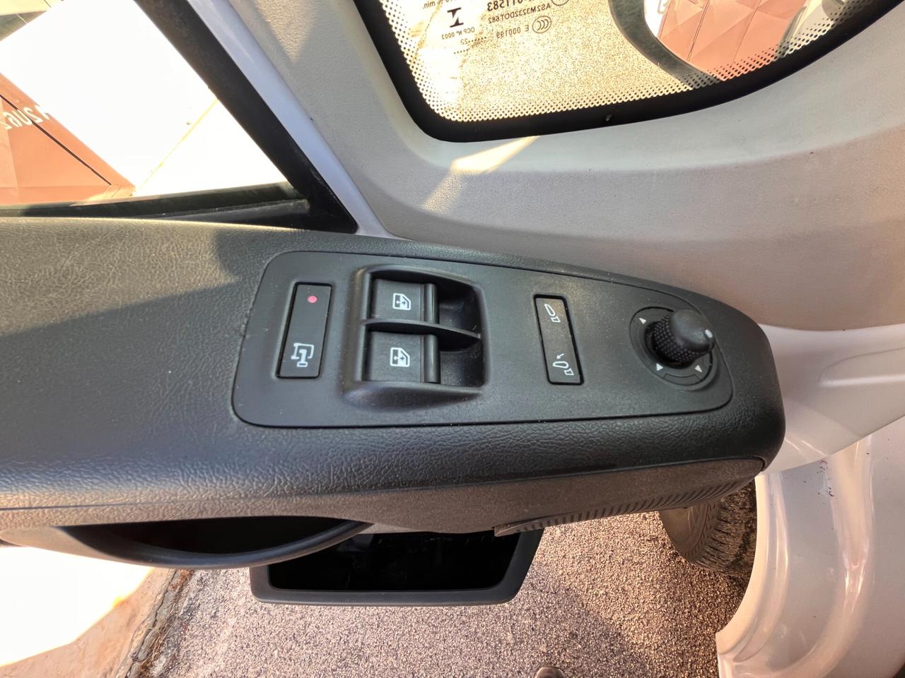 PEUGEOT BOXER 328 L1H1 2.2 BlueHDi 120 CV * FURGONE