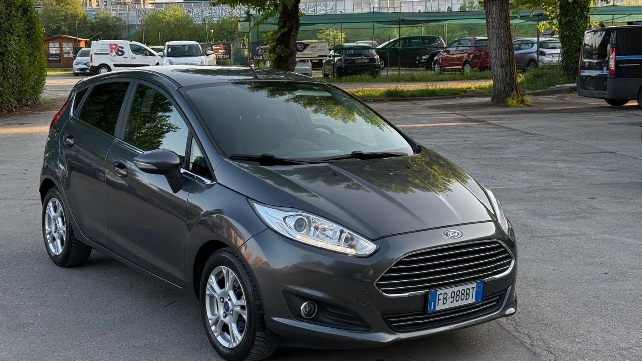 Ford Fiesta 1.0 EcoBoost 100CV 5 porte Powershift Titanium