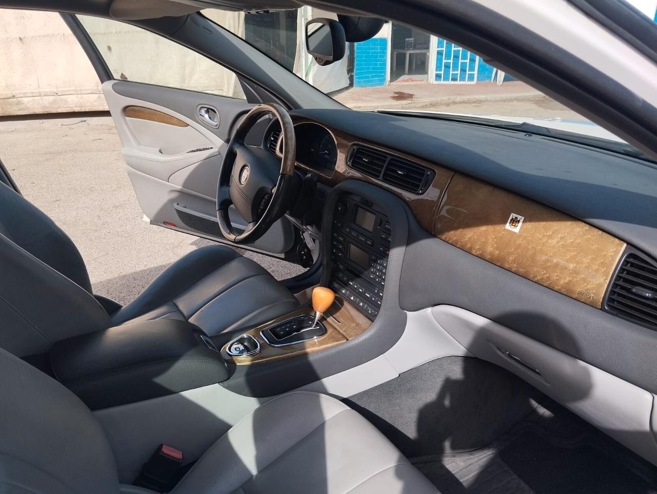 Jaguar S-Type (X202) 4.2 V8 32V cat