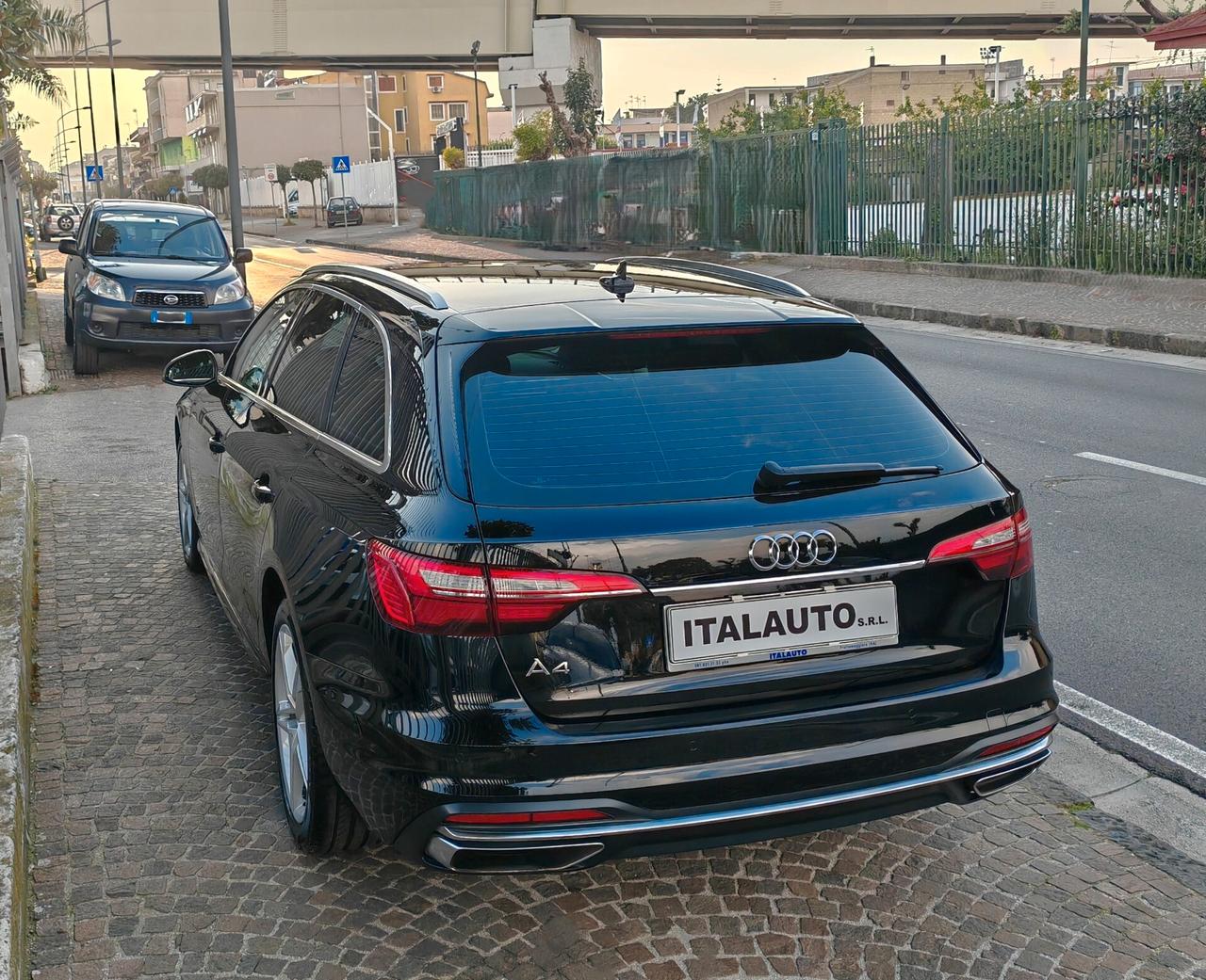 Audi A4 Avant 2.0 TDI 136 CV S tronic Business Advanced