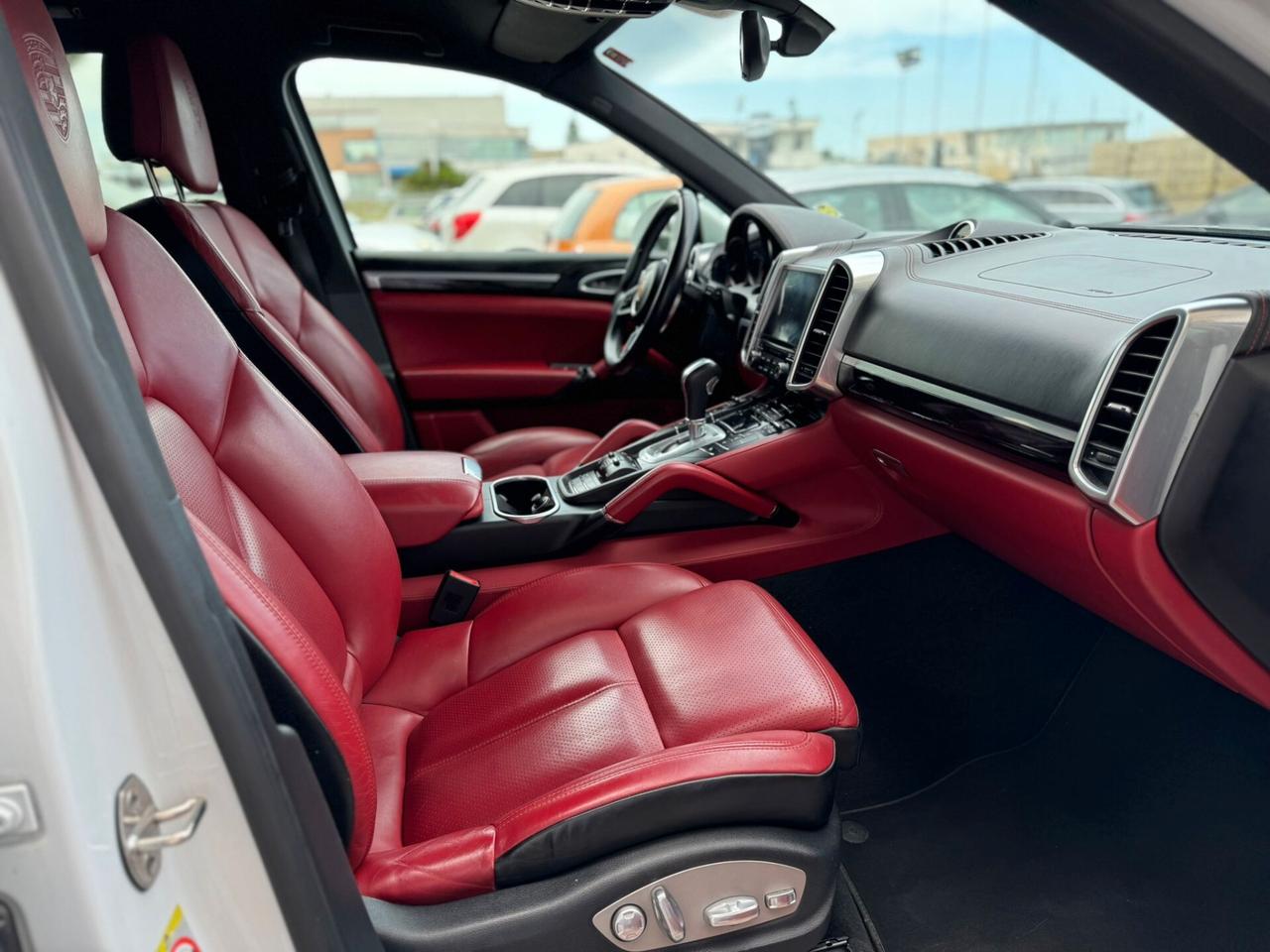 Porsche Cayenne 3.0 Diesel Platinum Edition