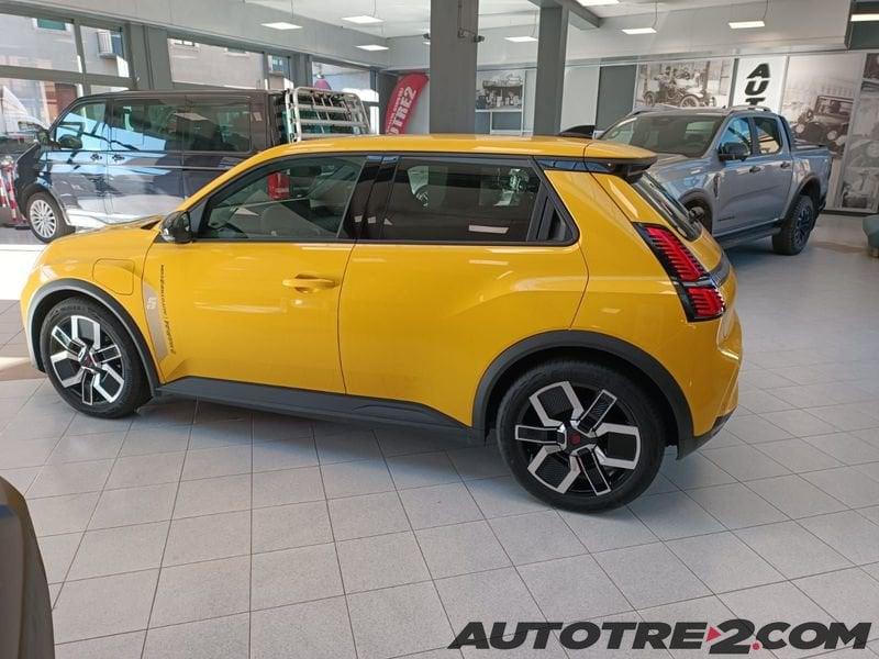 Renault 5 E-Tech Electric 40 KWH techno 120 cv urban range A PARTIRE DA € 20.900 DETAX