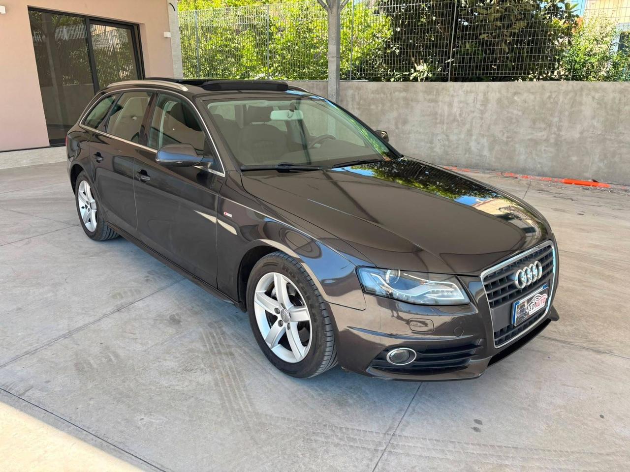 Audi A4 2.0 TDI 143CV s line