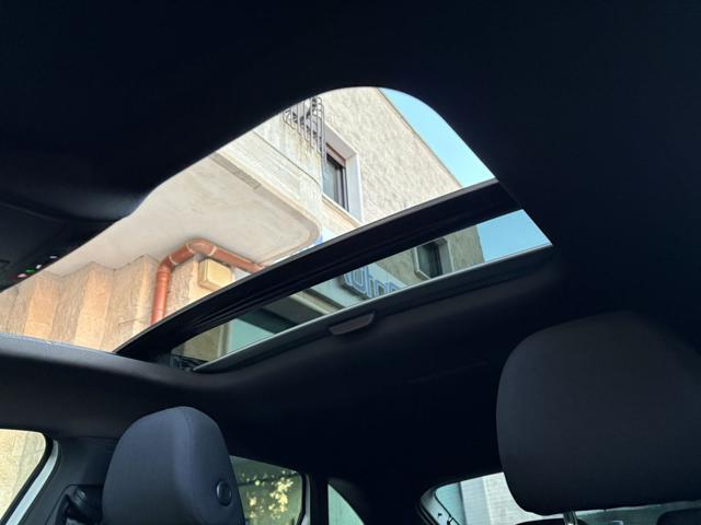 VOLKSWAGEN Taigo 1.0 TSI 116 CV DSG R-Line TETTO APR/PAN