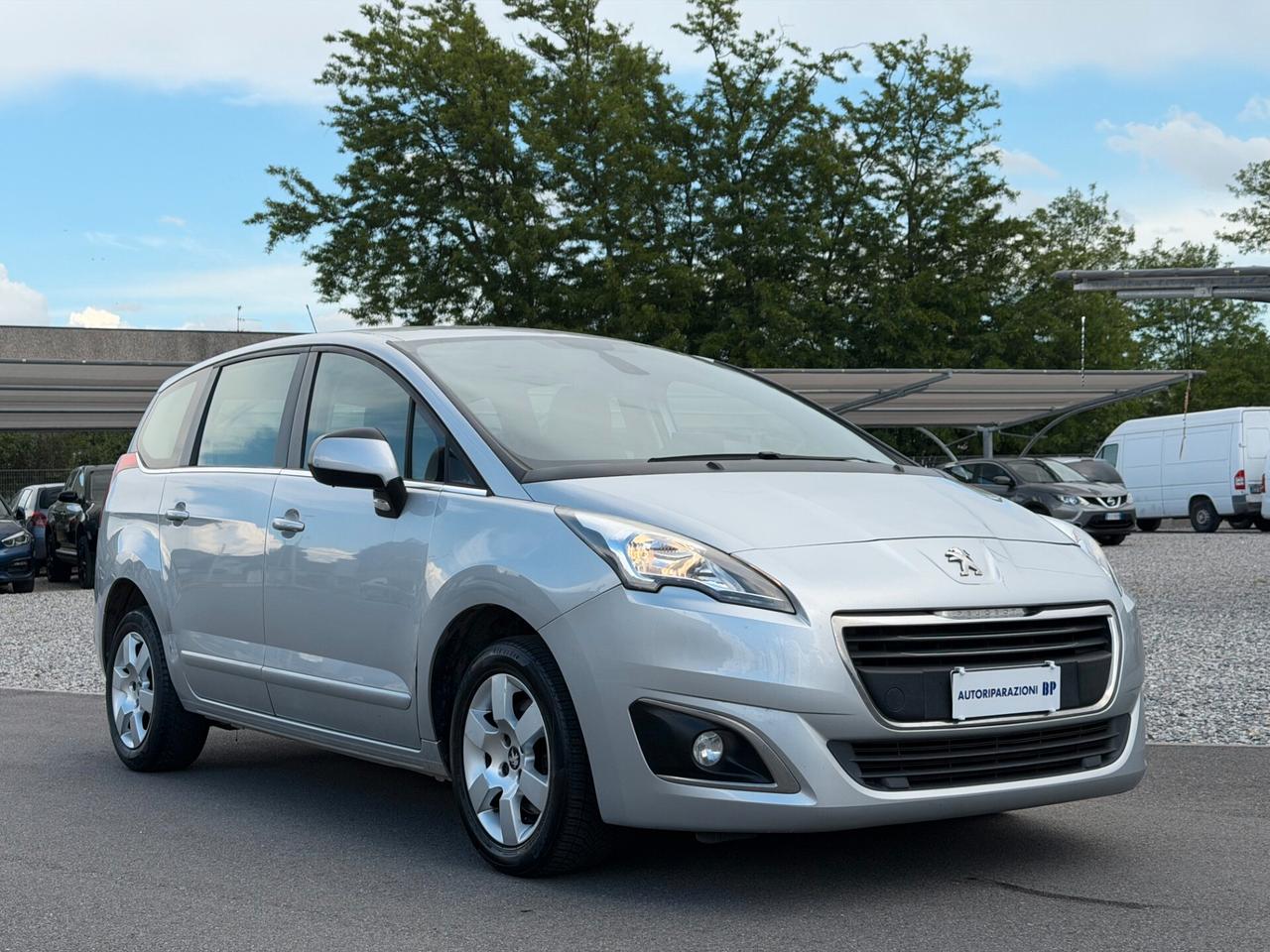 Peugeot 5008 Business 7 POSTI
