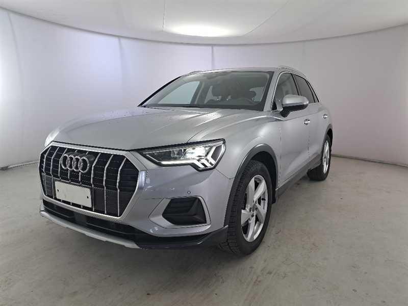 AUDI Q3 35 TDI S tronic Business Advanced