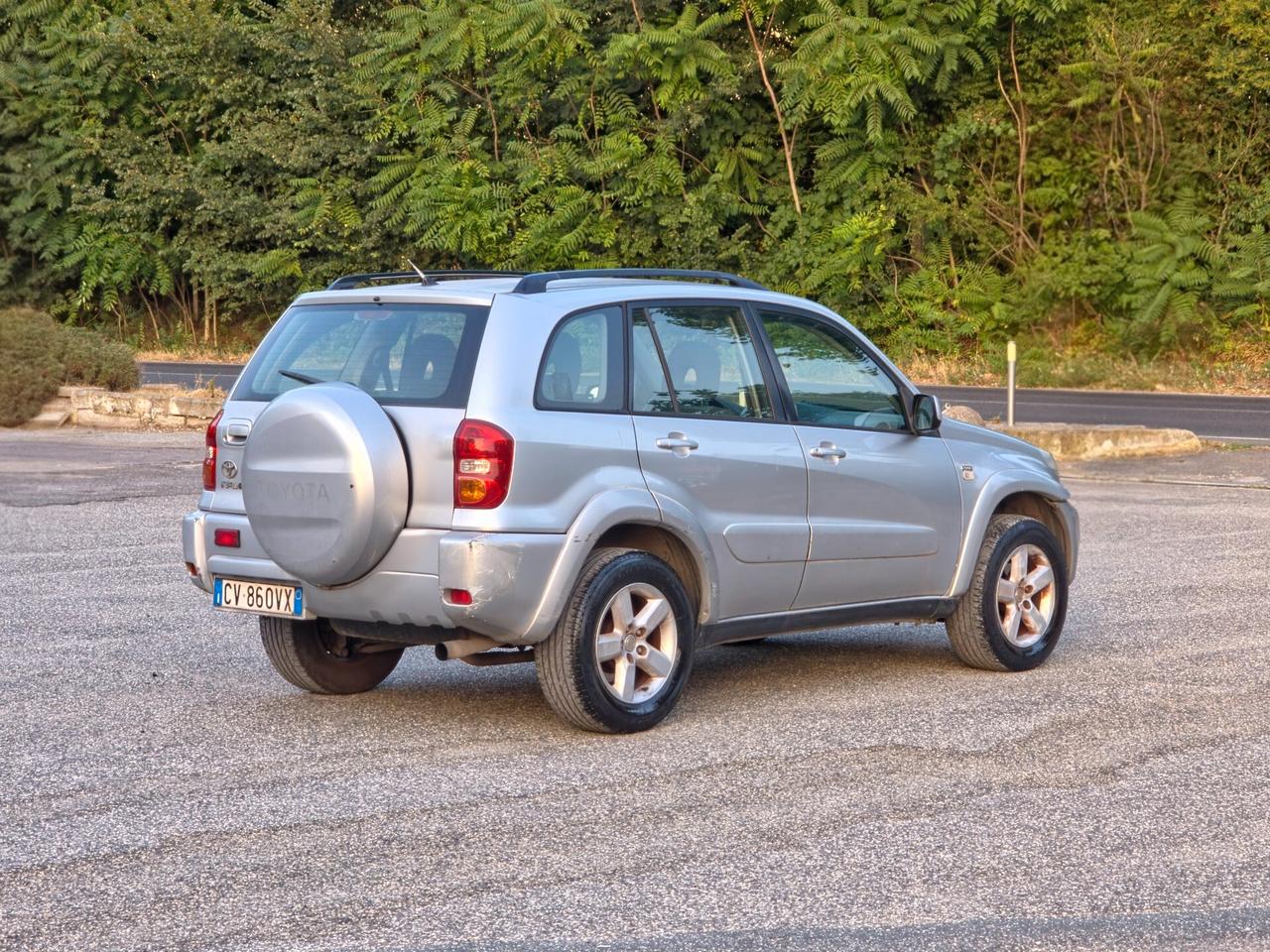 Toyota RAV 4 RAV4 2.0 Tdi D-4D cat 5 porte CV-116 E3 Manuale 4x4 2005