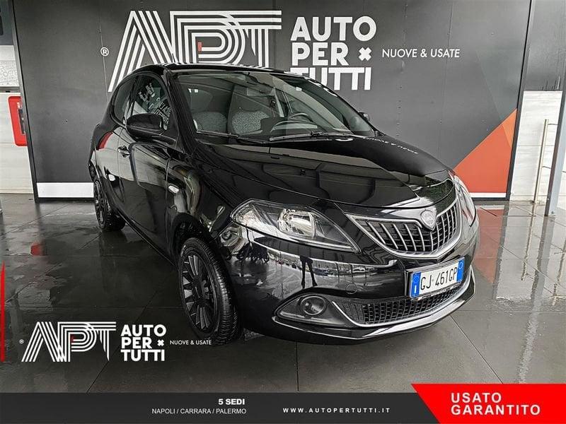 Lancia Ypsilon Ypsilon 1.0 firefly hybrid Silver s&s 70cv
