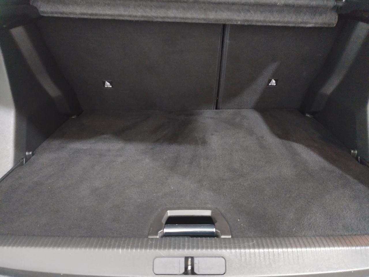 Peugeot 2008 BlueHDi 130 S&S EAT8 Allure