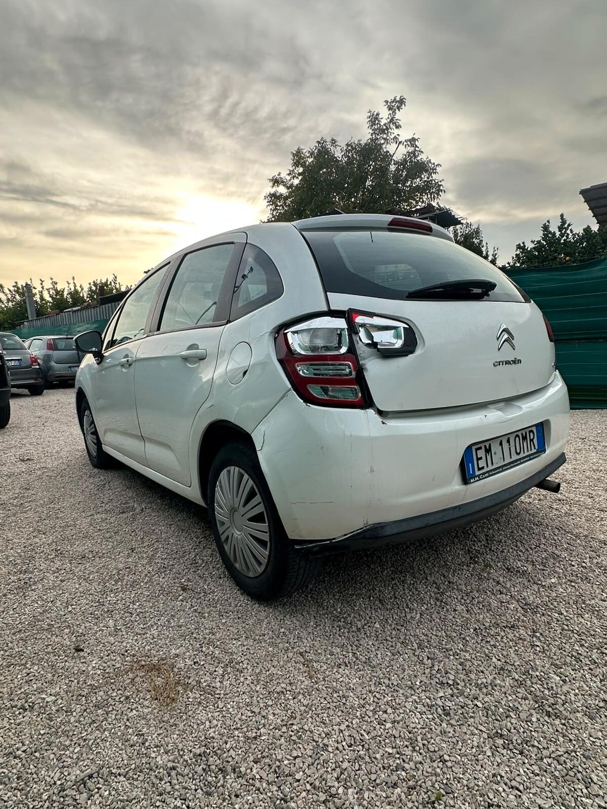 Citroen C3 1.1 Exclusive LEGGI