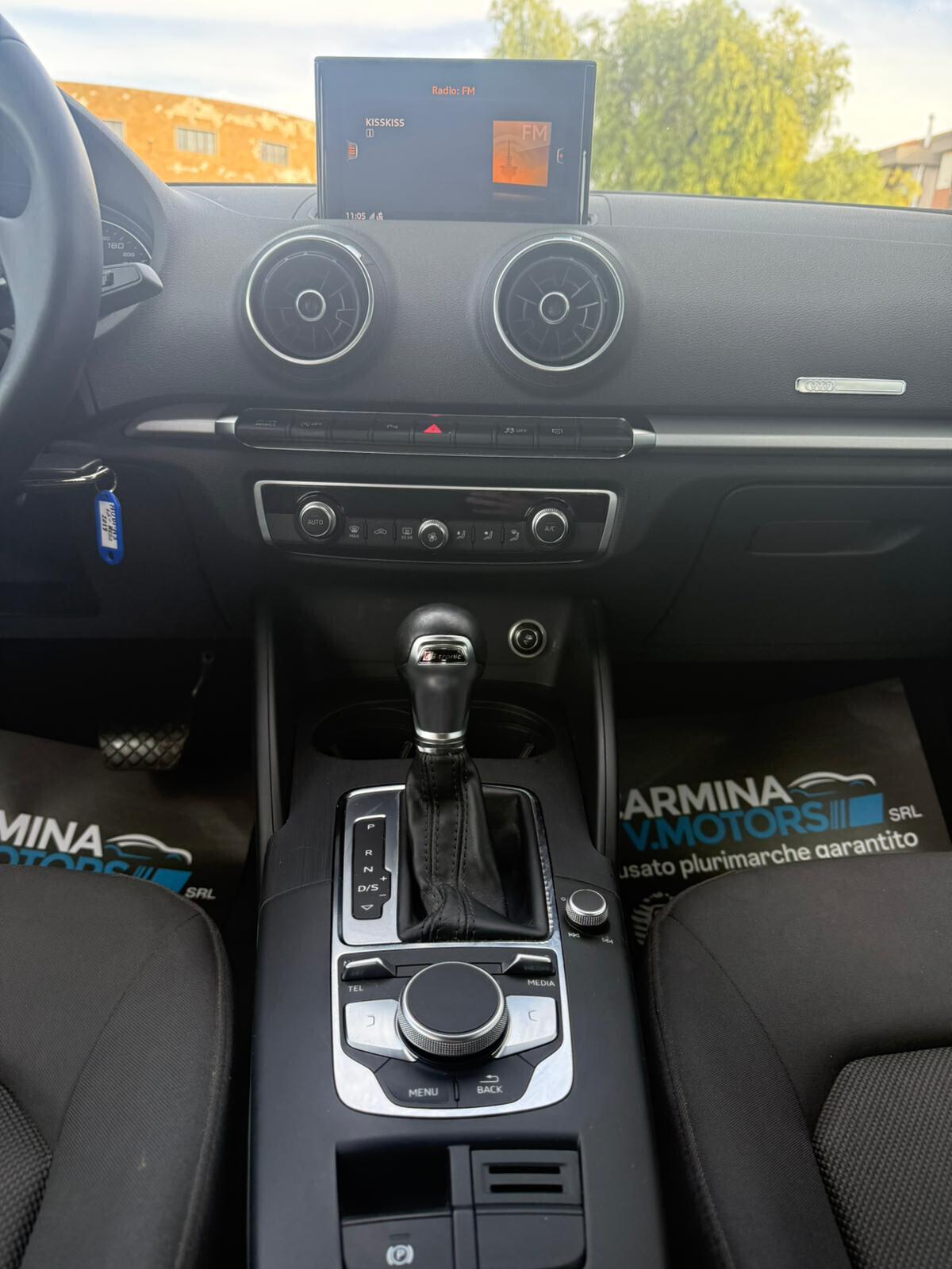 AUDI A3 SPB 1.6 TDI 115CV DSG7 SPORT
