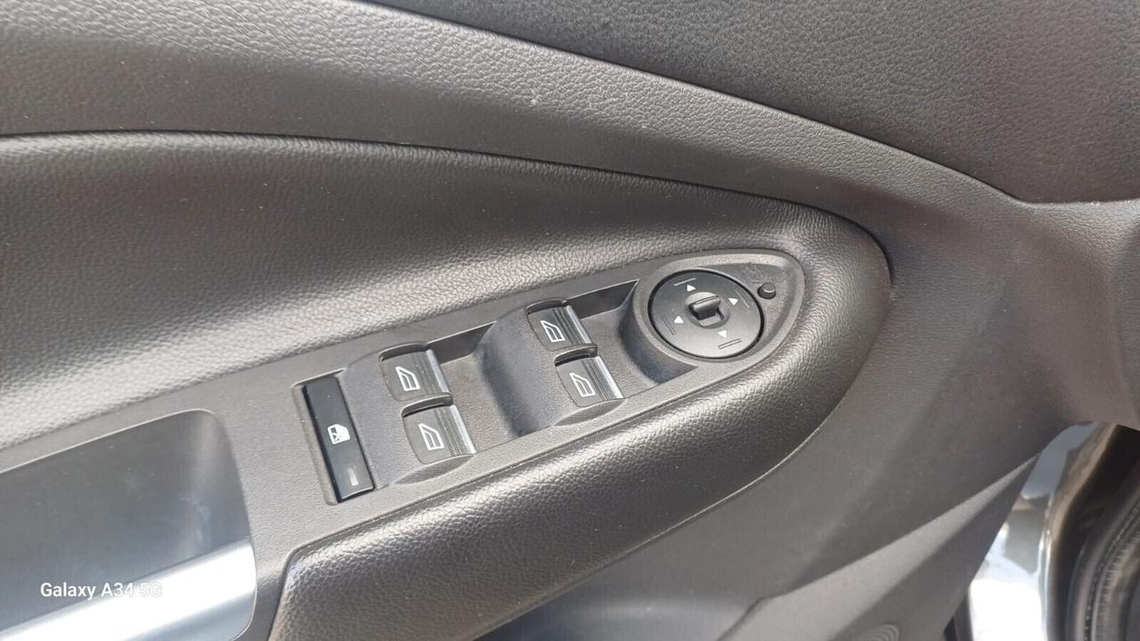 Ford Kuga 1.5 TDCI 120 CV S&S 2WD Titanium