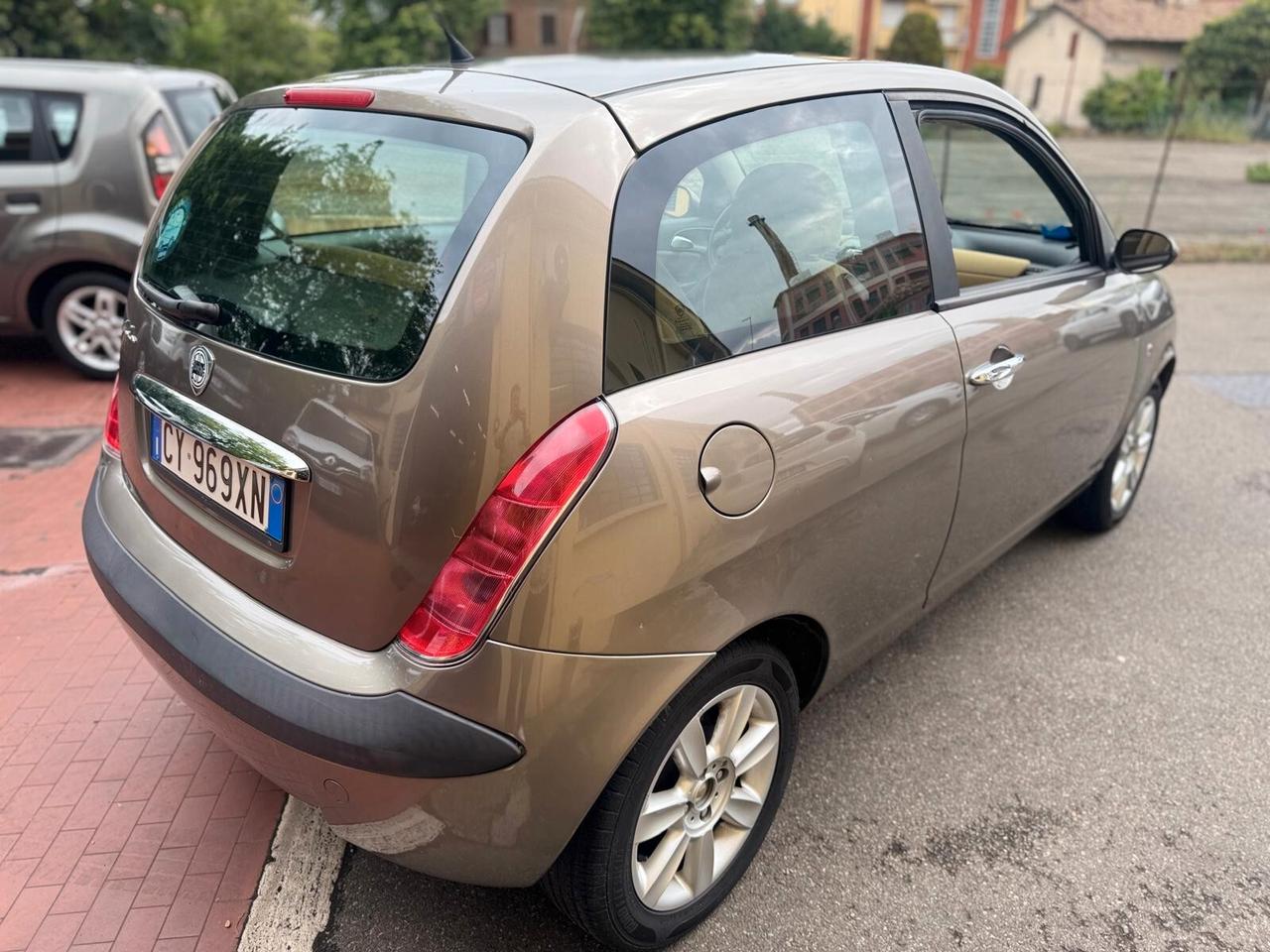 Lancia Ypsilon 2006 1.2 Benzina 130.000 KM
