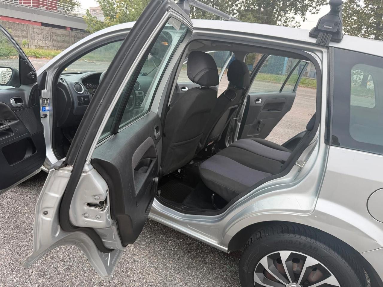 Ford Fusion 1.4 16V 5p. Titanium